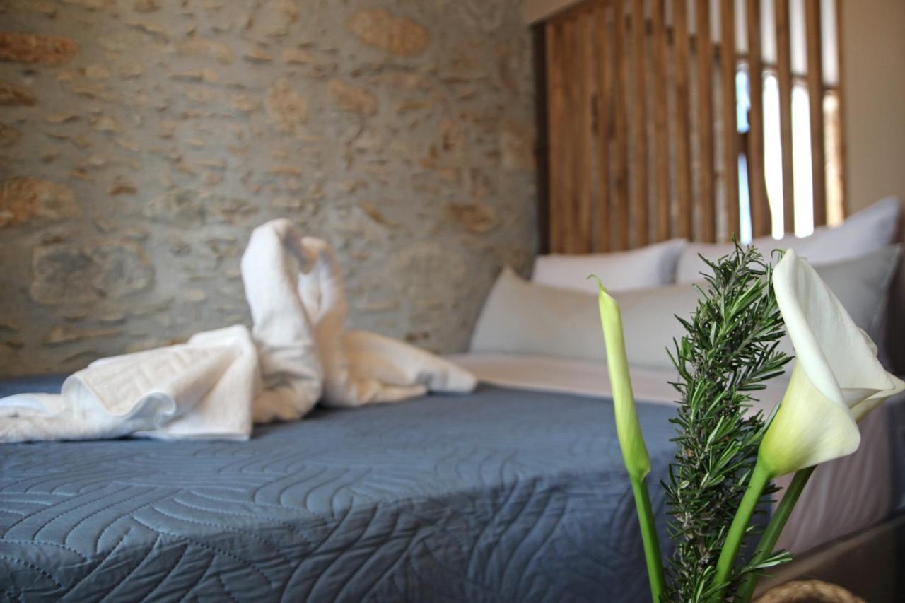 Laini Guest Houses Kouloukouthiana Экстерьер фото