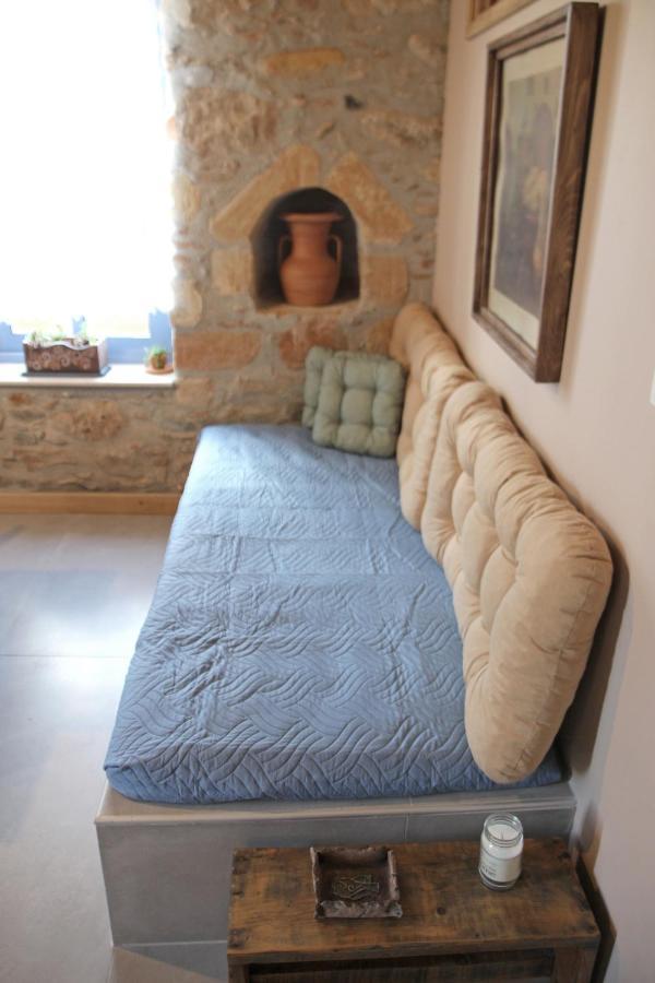 Laini Guest Houses Kouloukouthiana Экстерьер фото