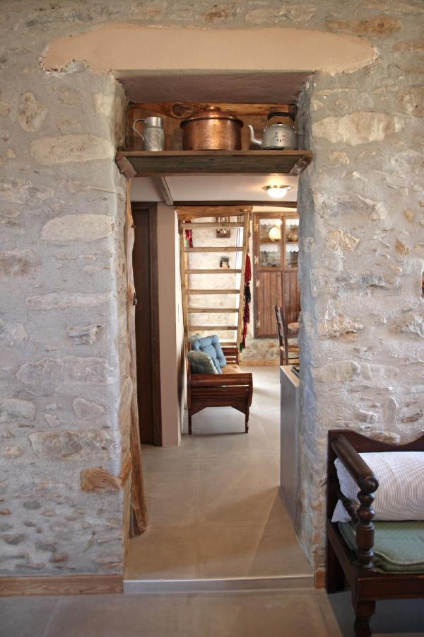 Laini Guest Houses Kouloukouthiana Экстерьер фото