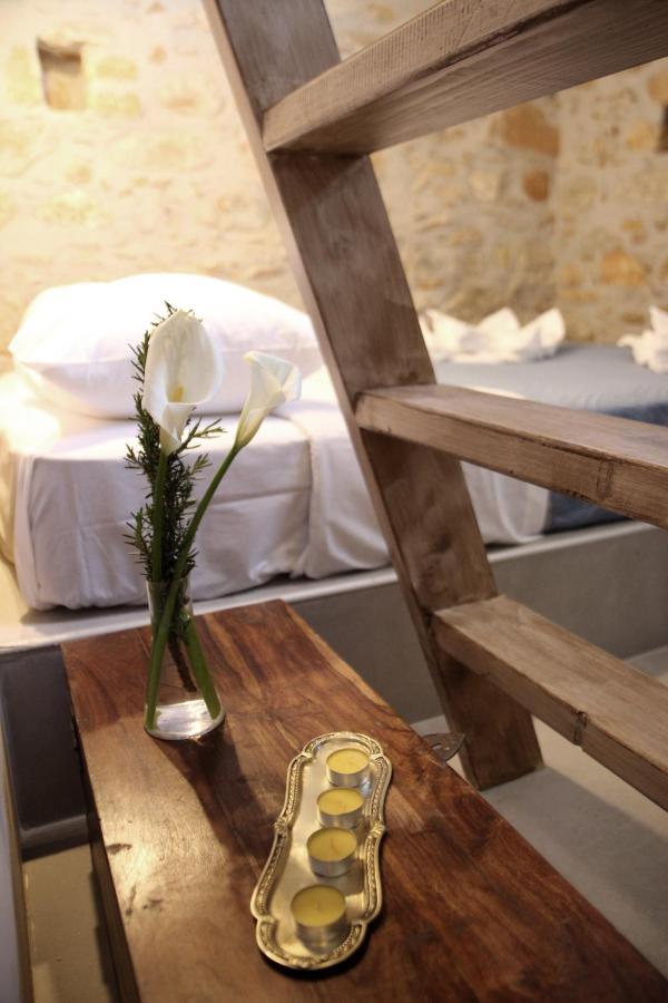 Laini Guest Houses Kouloukouthiana Экстерьер фото