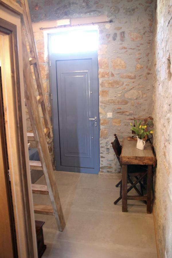 Laini Guest Houses Kouloukouthiana Экстерьер фото